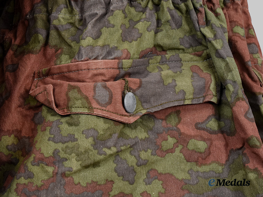 germany,_ss._a_rare_waffen-_ss_m42_oak_leaf“_b”_pattern_reversible_camouflage_smock_ai1_3504_1