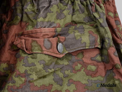 germany,_ss._a_rare_waffen-_ss_m42_oak_leaf“_b”_pattern_reversible_camouflage_smock_ai1_3504_1