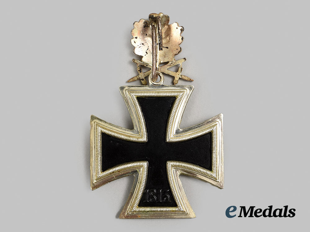 germany,_federal_republic._a_knight’s_cross_of_the_iron_cross_with_oak_leaves_and_swords,_exhibition_example_c.1960,_by_steinhauer&_lück_ai1_3579