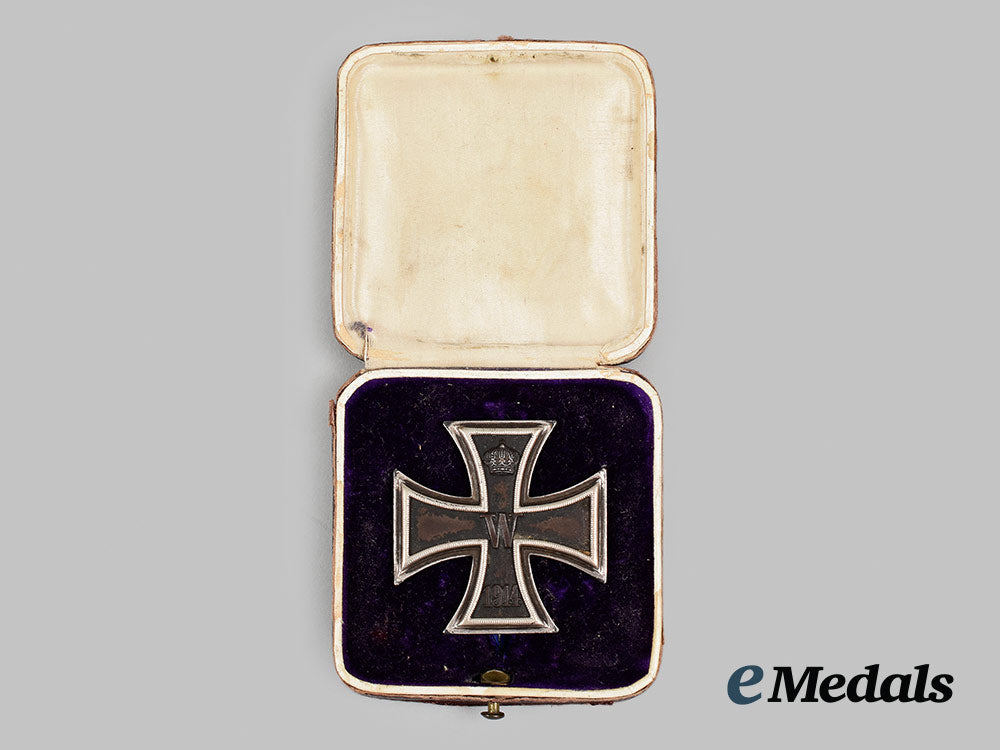 germany,_imperial._a1914_iron_cross_i_class,_with_case_ai1_3681