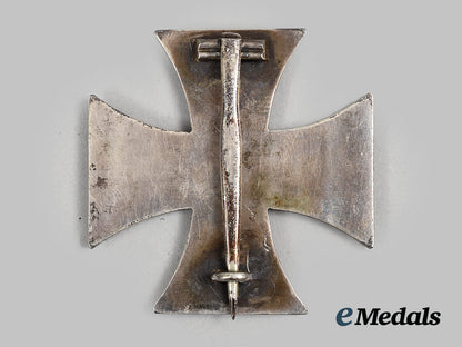 germany,_imperial._a1914_iron_cross_i_class,_with_case_ai1_3684