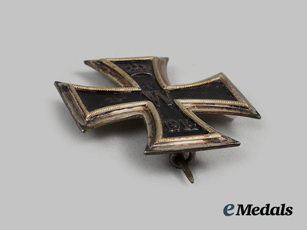 germany,_imperial._a1914_iron_cross_i_class,_with_case,_by_ko_ai1_3703