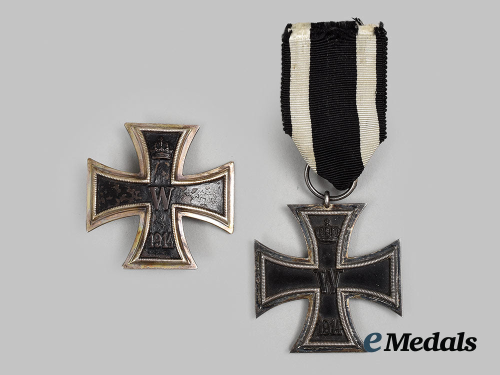 germany,_imperial._a_pair_of1914_iron_cross,_i_and_ii_classes_ai1_3735