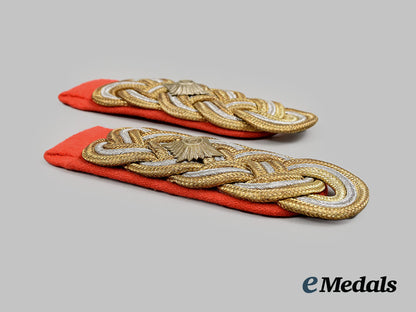 germany,_heer._a_set_of_generalleutnant_shoulder_boards_ai1_3884