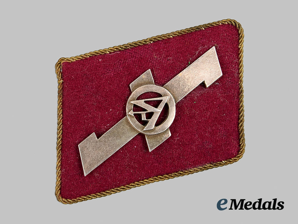 germany,_sa._a_rare_sa-_standarte_feldherrnhalle_officer’s_collar_tab_ai1_3886