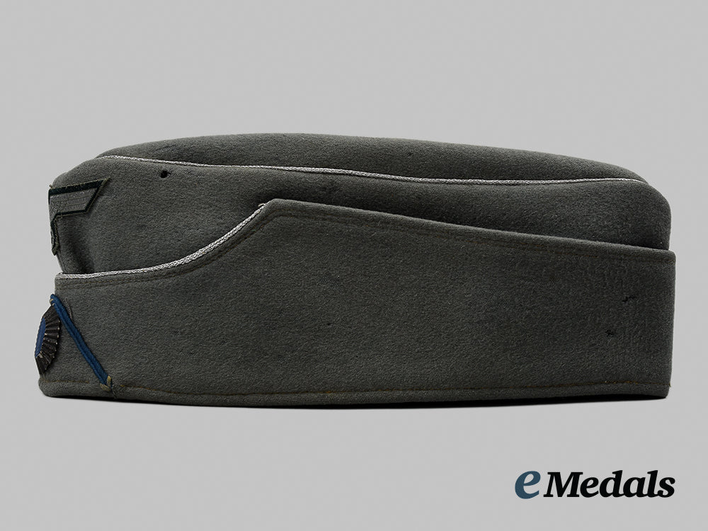 germany,_wehrmacht._a_rare_terek_cossack_volunteer_officer’s_overseas_cap_ai1_4644_1