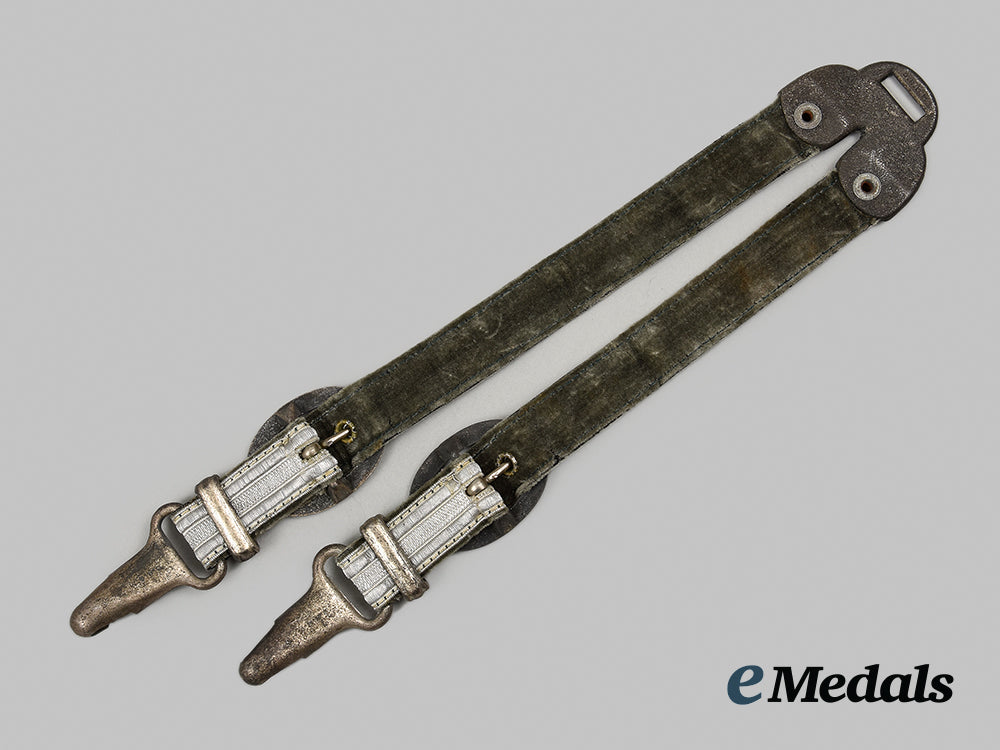 germany,_heer._an_officer’s_dress_dagger,_with_hanger,_by_carl_eickhorn_ai1_4782