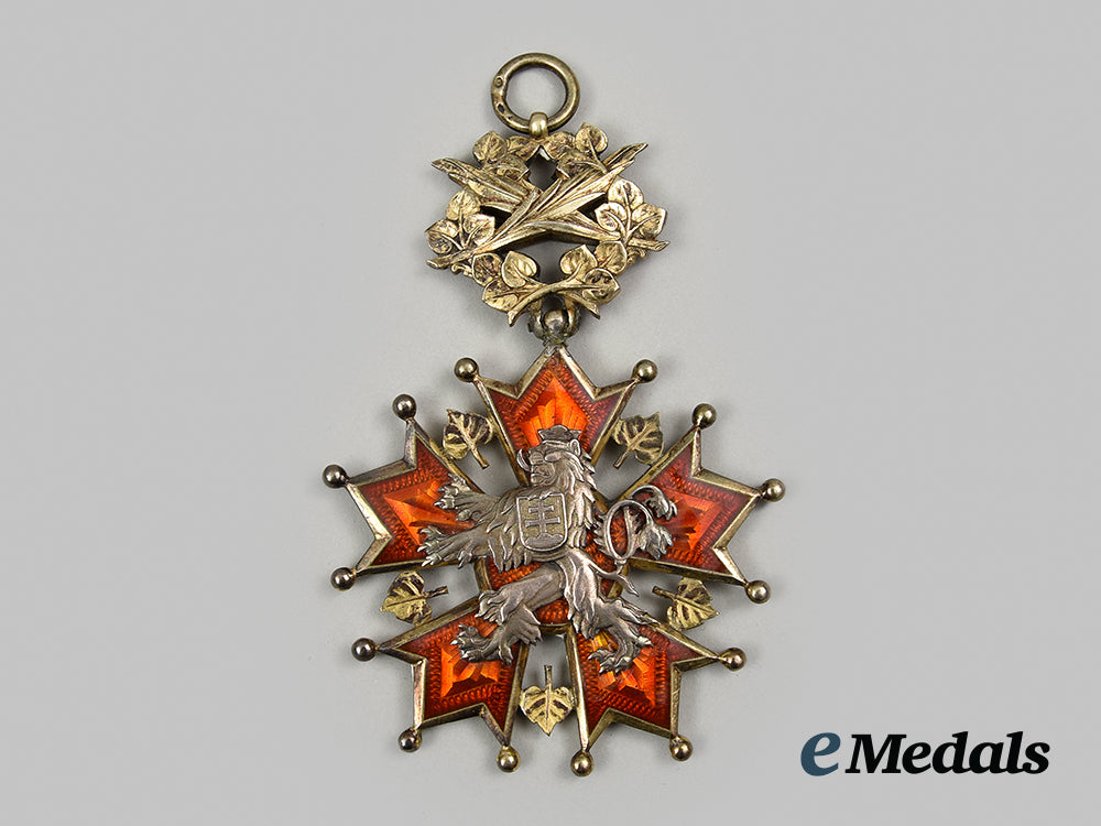 czechoslovakia,_republic._an_order_of_the_white_lion,_i_class_cross_set,_by_karnet_and_kysely_ai1_4833_1