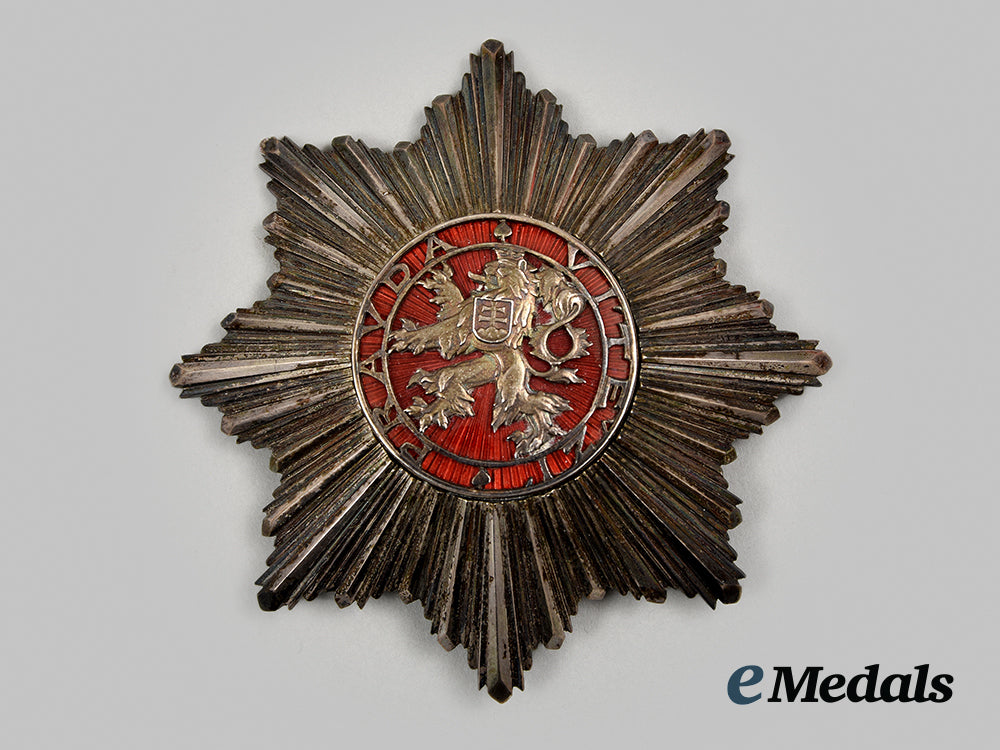 czechoslovakia,_republic._an_order_of_the_white_lion,_i_class_cross_set,_by_karnet_and_kysely_ai1_4836_1