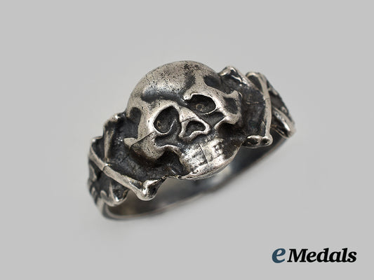 germany,_wehrmacht._a_totenkopf_ring_in_silver_ai1_5036