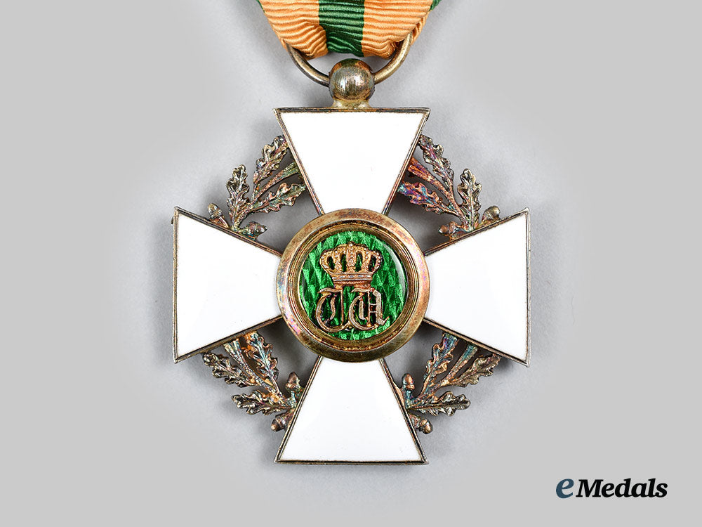 luxembourg._an_order_of_the_oaken_crown,_officer_ai1_5347