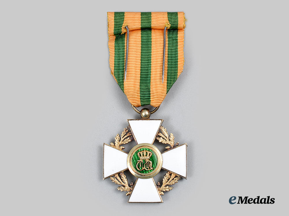 luxembourg._an_order_of_the_oaken_crown,_officer_ai1_5349