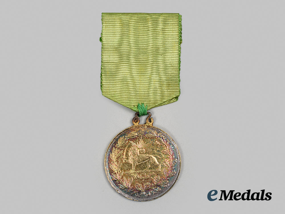 persia._a_bravery_medal,_gold_grade_ii_class,1901_ai1_5457_1