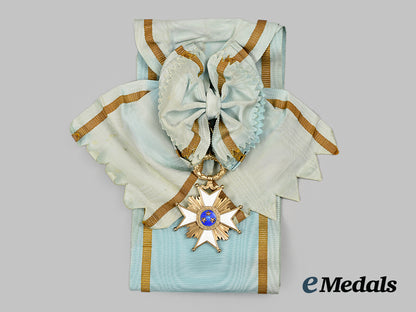 latvia,_republic._an_order_of_three_stars,_grand_cross,_by_w.f._müller,_c.1935_ai1_5620