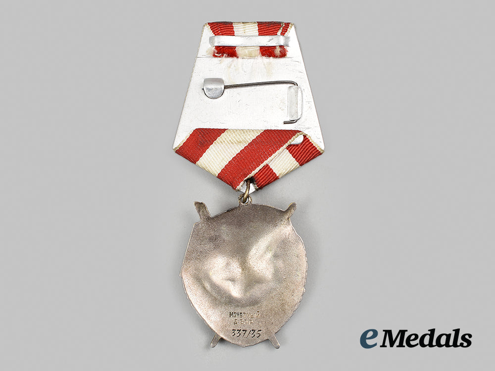 russia,_soviet_union._an_order_of_the_red_banner,_type_iii_ai1_5916