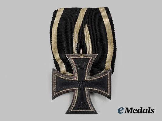 germany,_imperial._a_parade-_mounted1914_iron_cross_ii_class,_by_carl_dillenius_ai1_6152