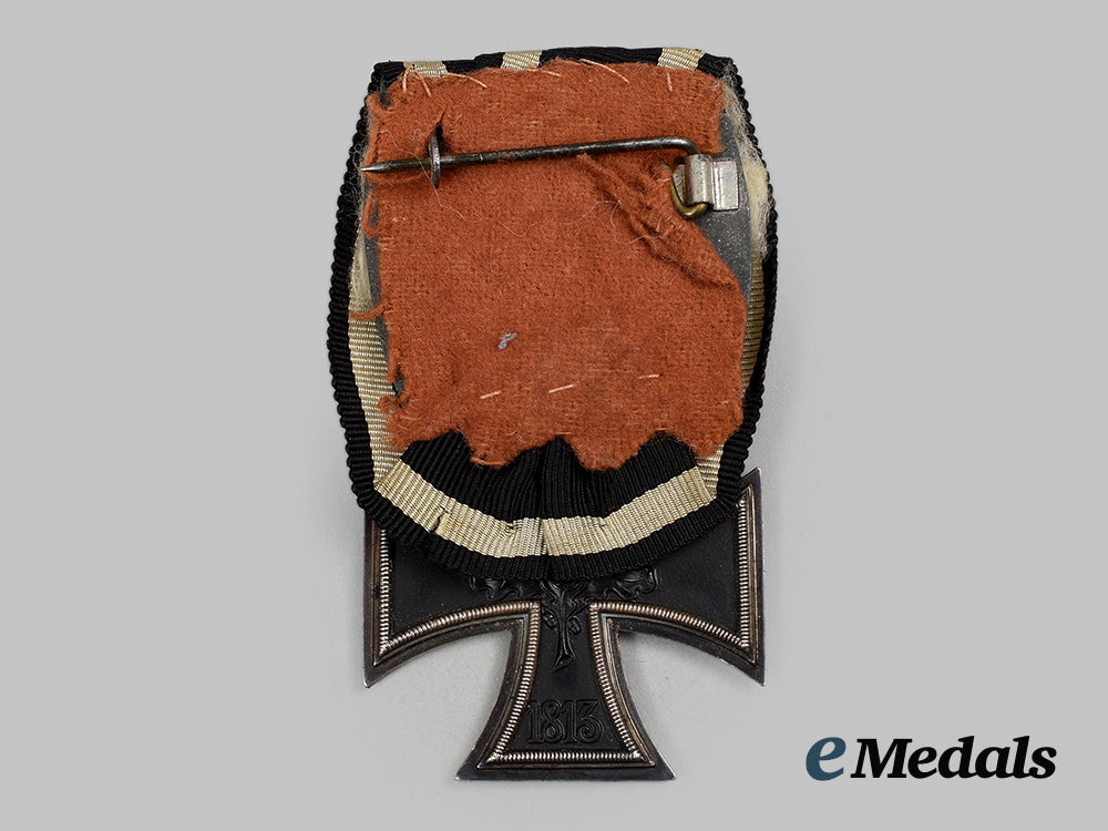 germany,_imperial._a_parade-_mounted1914_iron_cross_ii_class,_by_carl_dillenius_ai1_6153