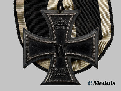 germany,_a_parade-_mounted1914_iron_cross_ii_class_ai1_6165