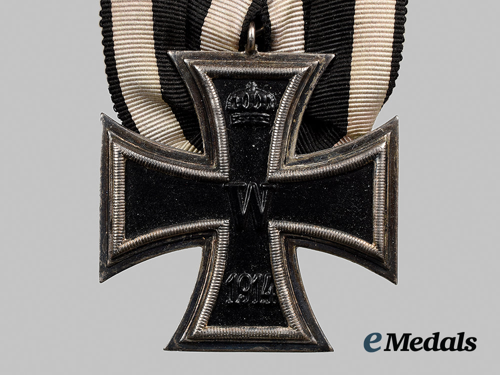 germany,_imperial._a_parade-_mounted1914_iron_cross_ii_class,_by_j._reimann_ai1_6170