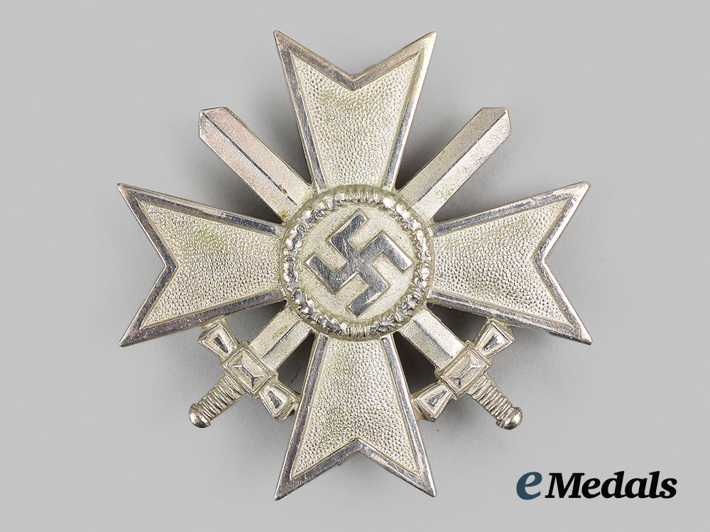 germany,_luftwaffe._a_war_merit_cross_i_class&_rare_göring-_signed_award_document_to_generalmajor_hans_von_hachenburg_ai1_6297_1_1