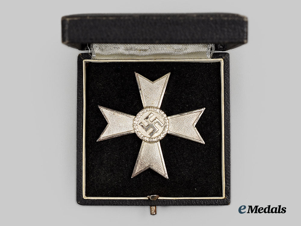 germany,_wehrmacht._a_war_merit_cross,_i_class_with_case,_by_karl_gschiermeister_ai1_6423