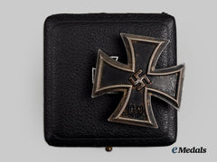 Germany, Wehrmacht. A 1939 Iron Cross I Class, With Case, By Gebrüder Godet
