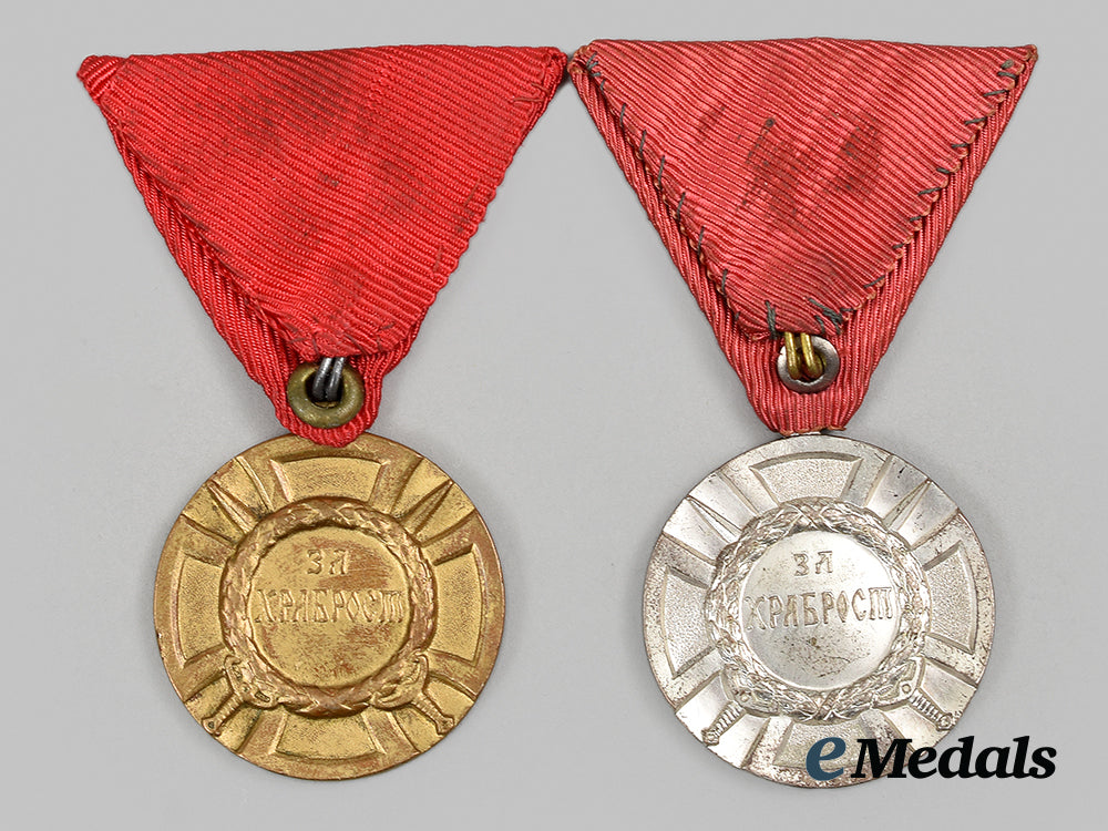 serbia,_kingdom._two_bravery_medals_ai1_6600