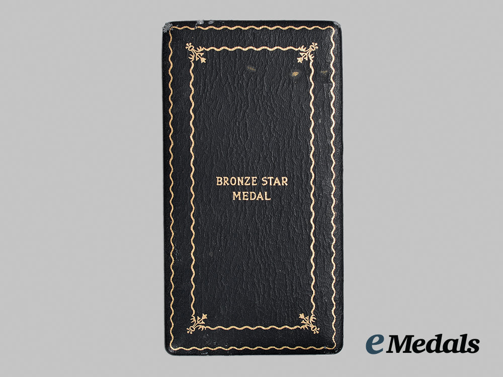 united_states._a_second_world_war_bronze_star_with_boutonniere_and_case_ai1_7265_1
