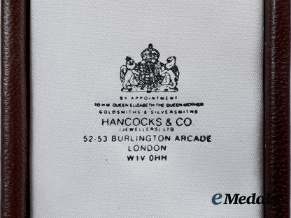 united_kingdom._a_limited_edition_victoria_cross_replica,_by_hancocks&_co,_london,_number443_of1352_ai1_7306
