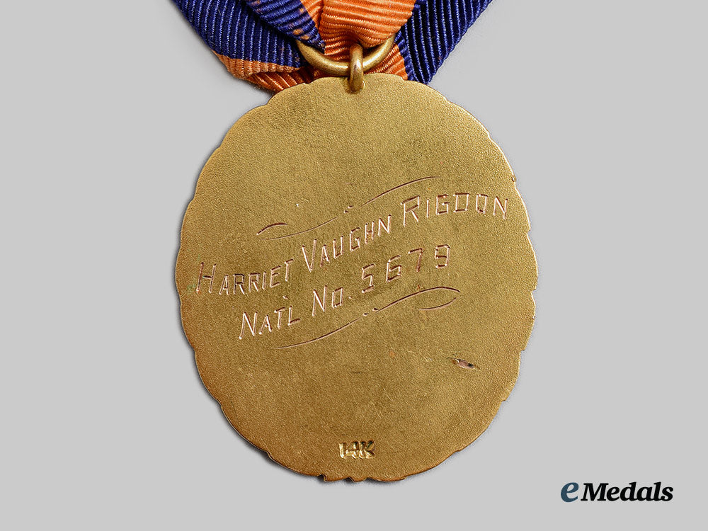 united_states._a_sons_and_daughters_of_the_pilgrims_gold_medal,_for_harriet_vaughn_rigdon_ai1_7408