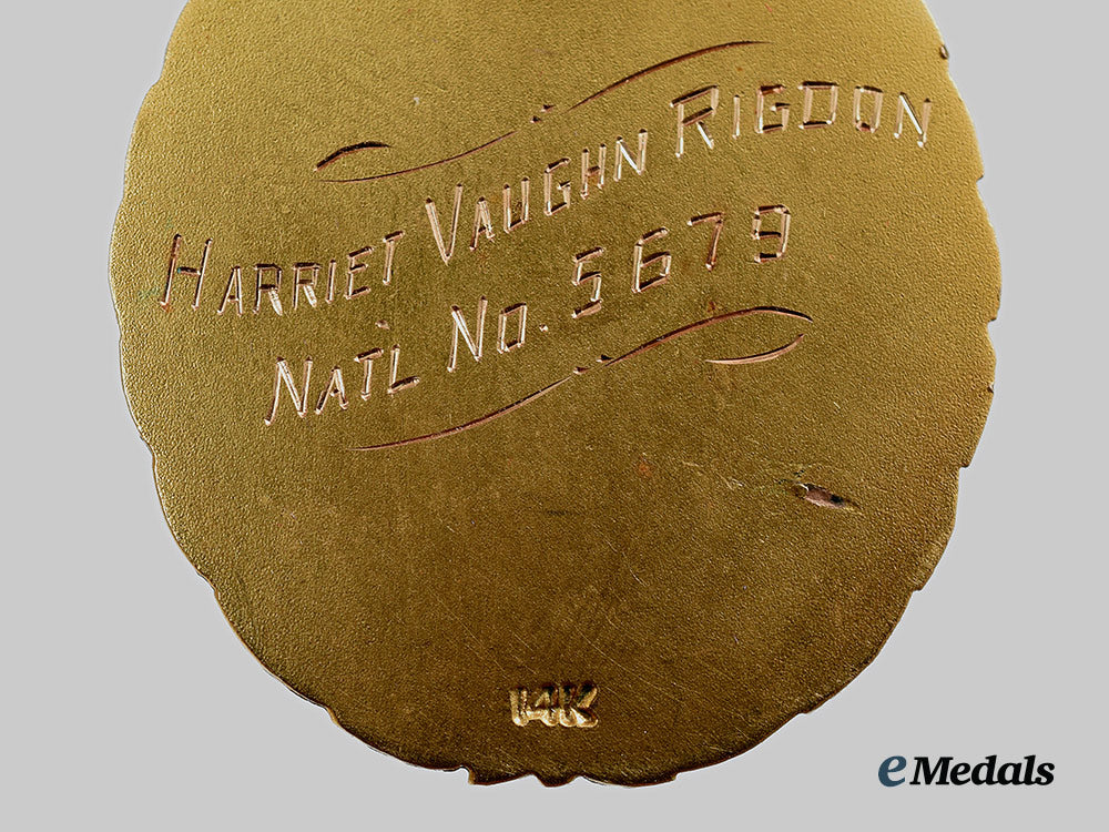 united_states._a_sons_and_daughters_of_the_pilgrims_gold_medal,_for_harriet_vaughn_rigdon_ai1_7409