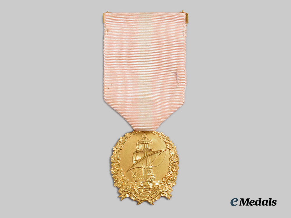 united_states._a_general_society_of_mayflower_descendents_in_gold,_to_frances_rigdon_abbott_ai1_7450_1
