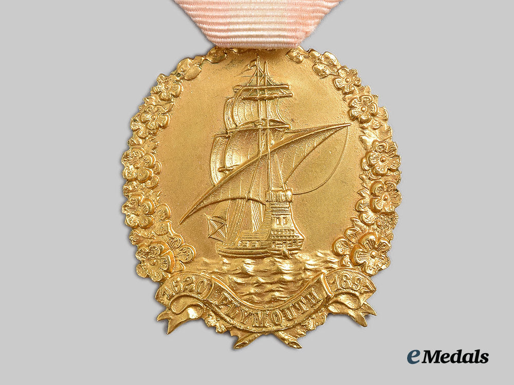 united_states._a_general_society_of_mayflower_descendents_in_gold,_to_frances_rigdon_abbott_ai1_7451_1