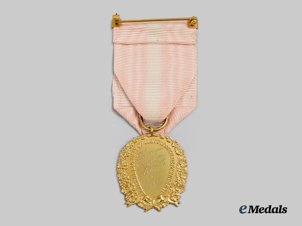 united_states._a_general_society_of_mayflower_descendents_in_gold,_to_frances_rigdon_abbott_ai1_7452_1