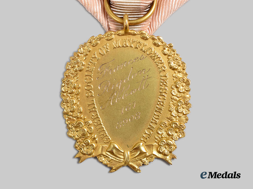 united_states._a_general_society_of_mayflower_descendents_in_gold,_to_frances_rigdon_abbott_ai1_7453_1