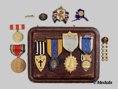 United States. A Collection Of Medals, Badges And Pins