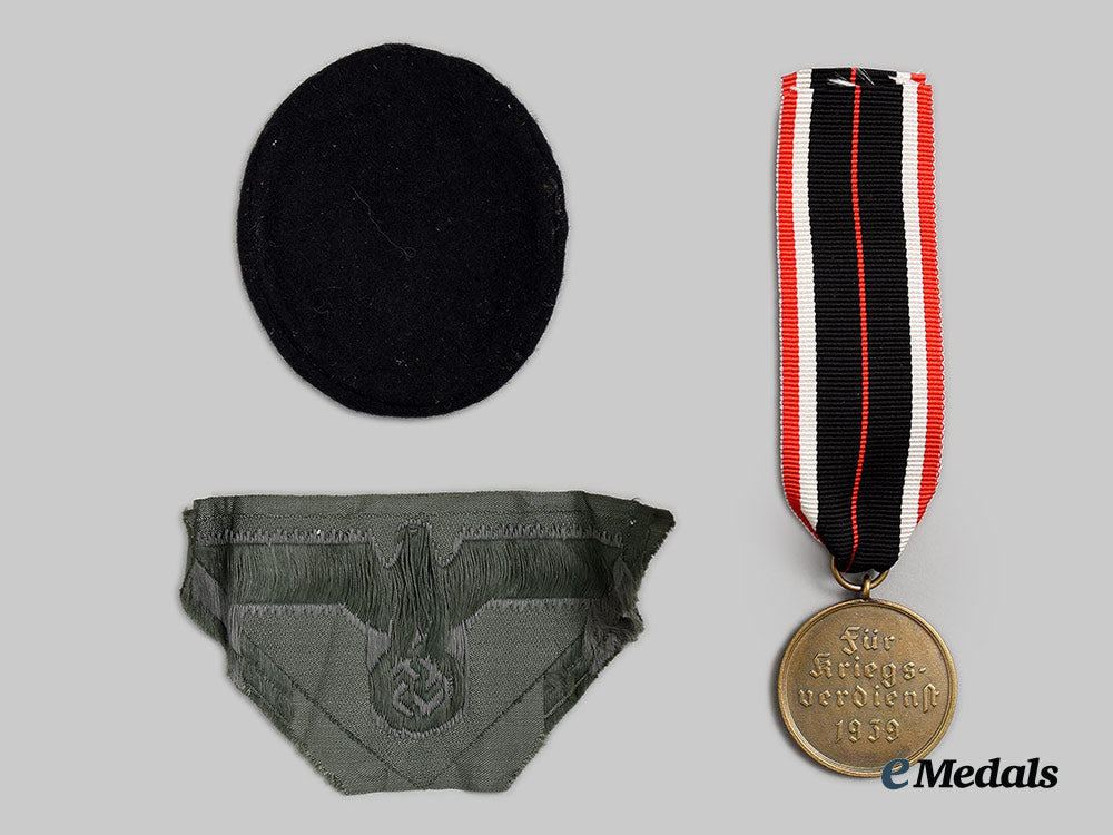 germany,_third_reich._a_mixed_lot_of_awards_and_insignia_ai1_7692_1