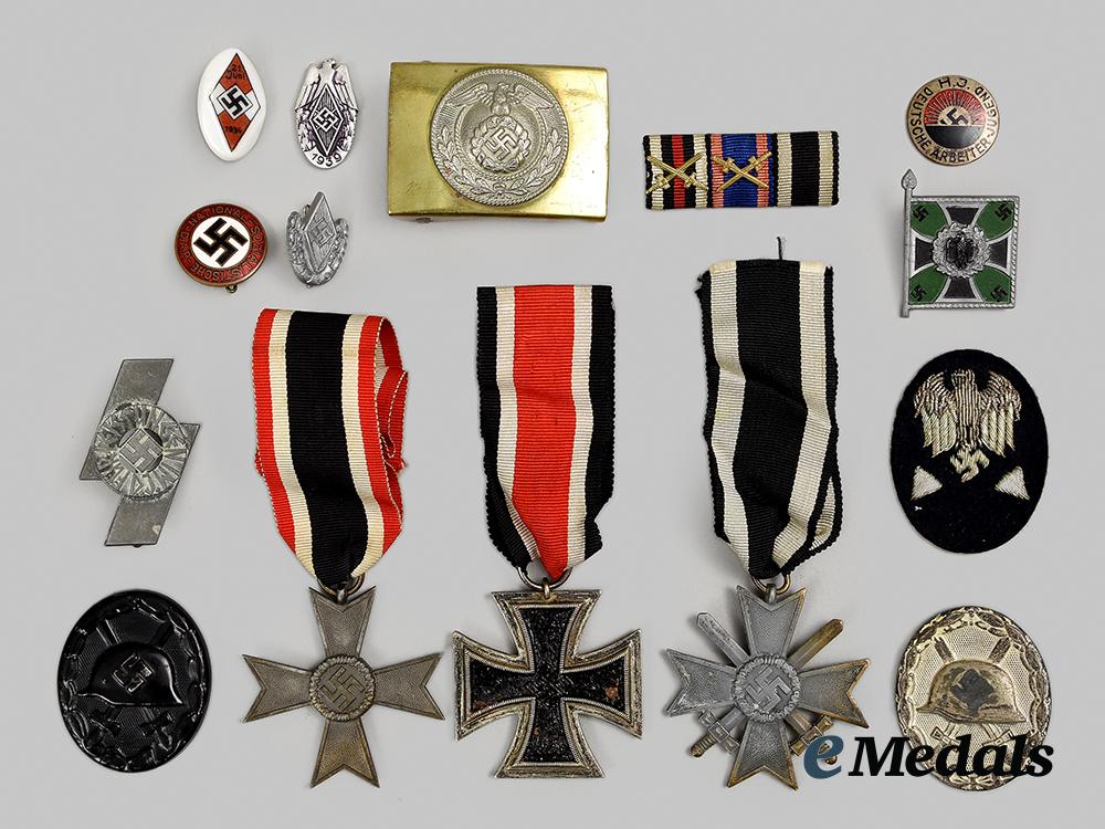 germany,_third_reich._a_mixed_lot_of_awards_and_badges_ai1_7874
