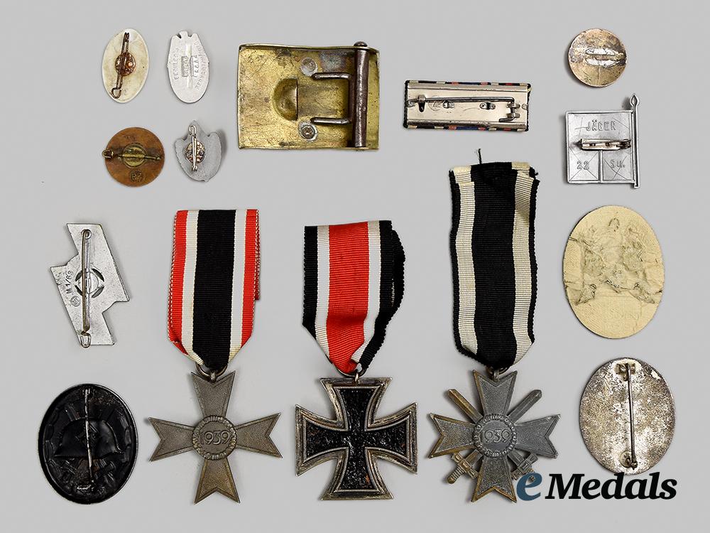 germany,_third_reich._a_mixed_lot_of_awards_and_badges_ai1_7875