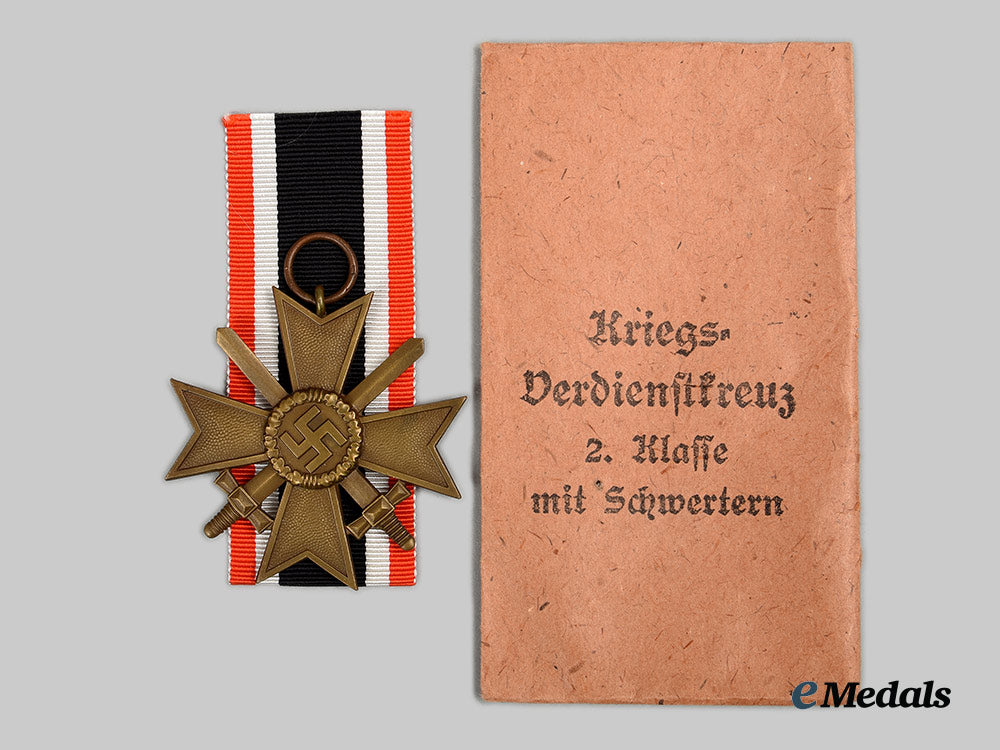 germany,_wehrmacht._a_mixed_lot_of_mint_decorations_ai1_8021