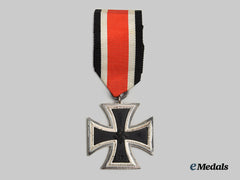 Germany, Wehrmacht. A 1939 Iron Cross Ii Class, By Wächtler & Lange