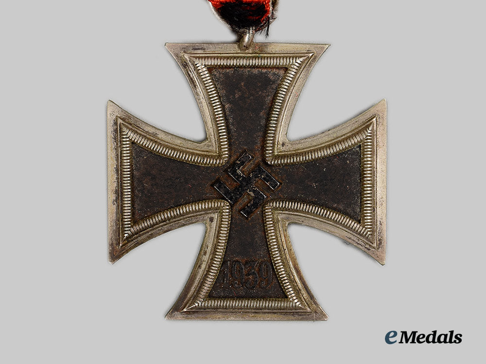 germany,_wehrmacht._a1939_iron_cross_ii_class,_by_j._j._stahl_ai1_8262