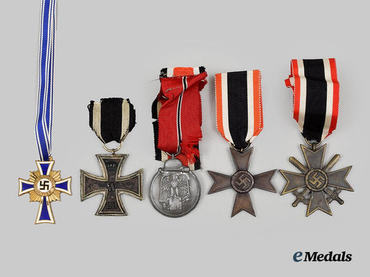 germany,_wehrmacht._a_mixed_lot_of_decorations_ai1_8336_2