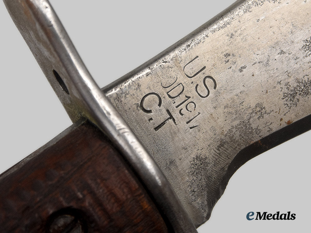 united_states._a_m1917_bolo,_by_the_american_cutlery_company_ai1_8345