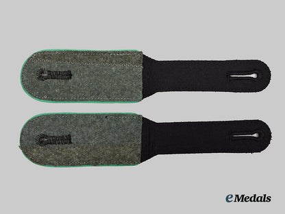 germany,_ss._a_mint_set_of_waffen-_ss_gebirgsjäger_enlisted_personnel_shoulder_straps_ai1_8412