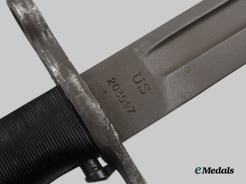 united_states._an_m1905_bayonet,_by_the_springfield_armory_ai1_8414