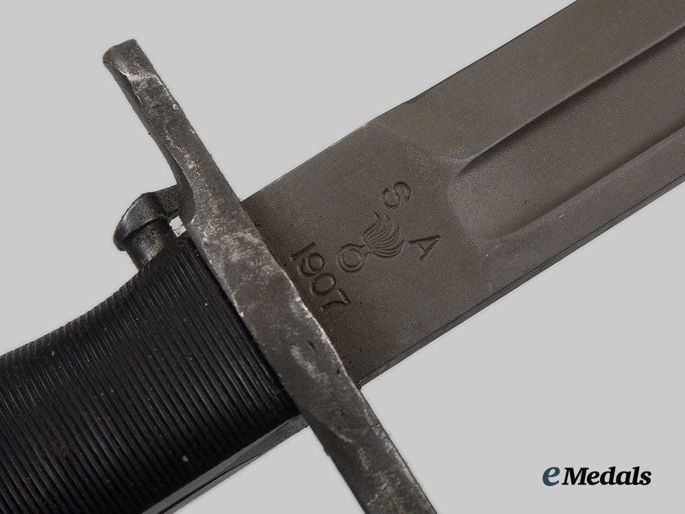 united_states._an_m1905_bayonet,_by_the_springfield_armory_ai1_8415