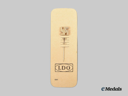 germany,_ss._a_mint_and_unissued_ss_long_service_award,_ii_class_for12_years,_stick_pin_miniature_ai1_8495