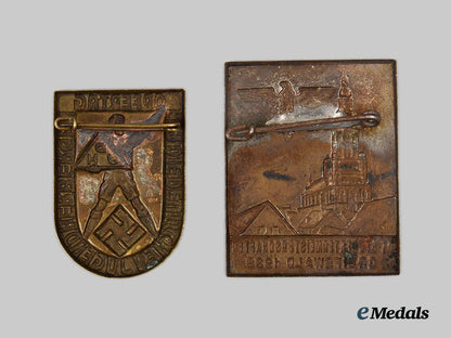 germany,_third._a_pair_of_commemorative_youth_badges_ai1_8659