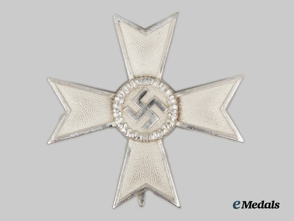 germany,_wehrmacht._a_mint_war_merit_cross_i_class,_by_deschler&_sohn_ai1_8691